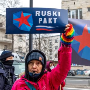 Zlot faszystowskich sługusów Putina w Warszawie – protest Lotnej Brygady Opozycji