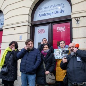 W sztabie kandydata Dudy, czyli nikt się nie spodziewa Lotnej Brygady Opozycji