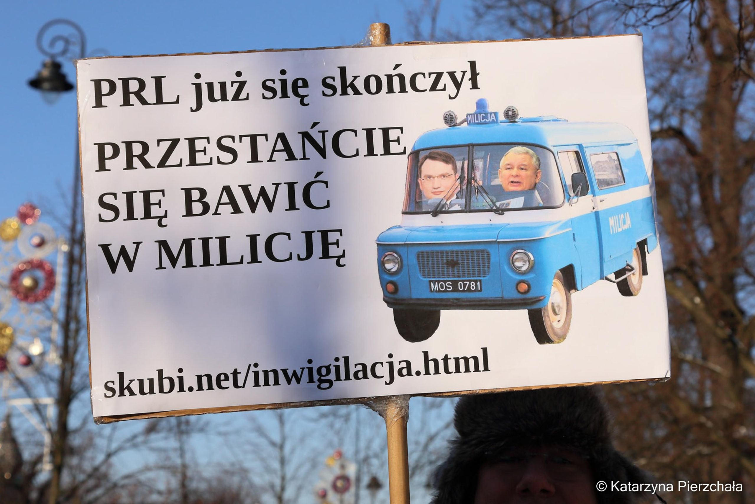 Przeciwko inwigilacji