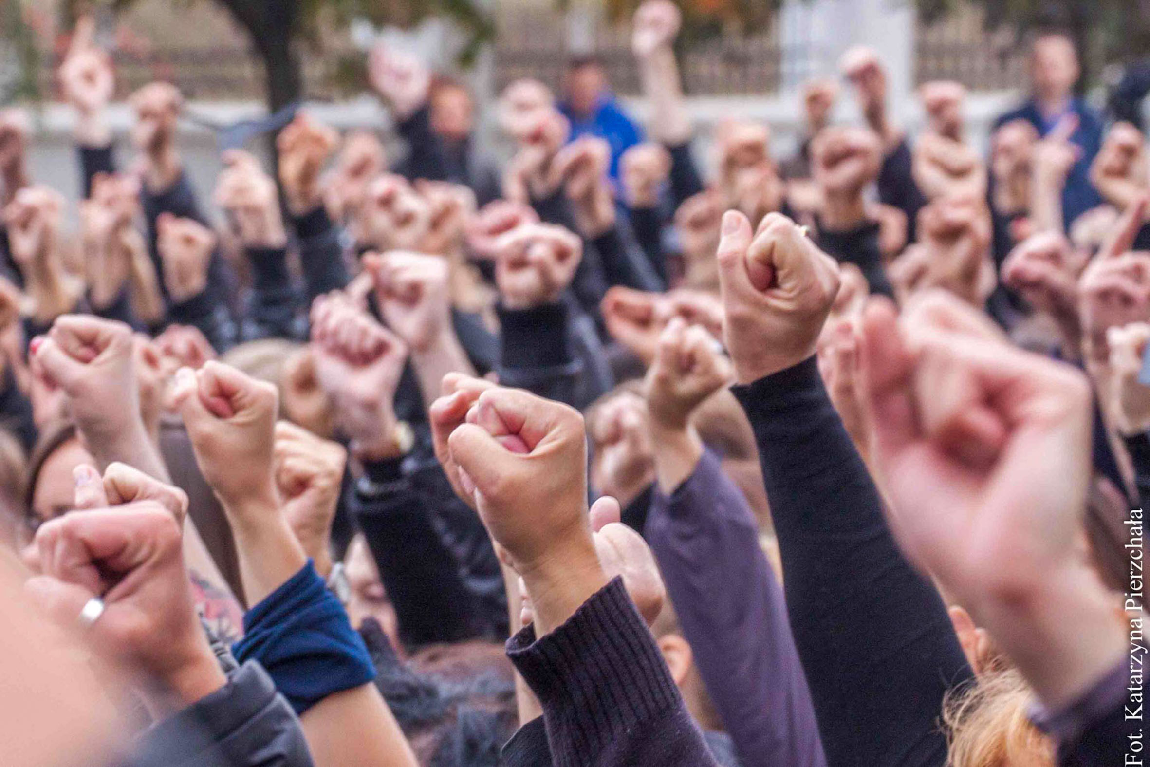 Czarny protest – ściana furii